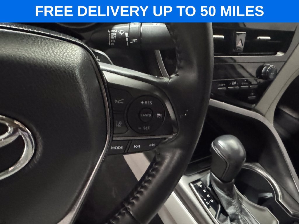 Used 2021 Toyota Camry SE FWD image 6