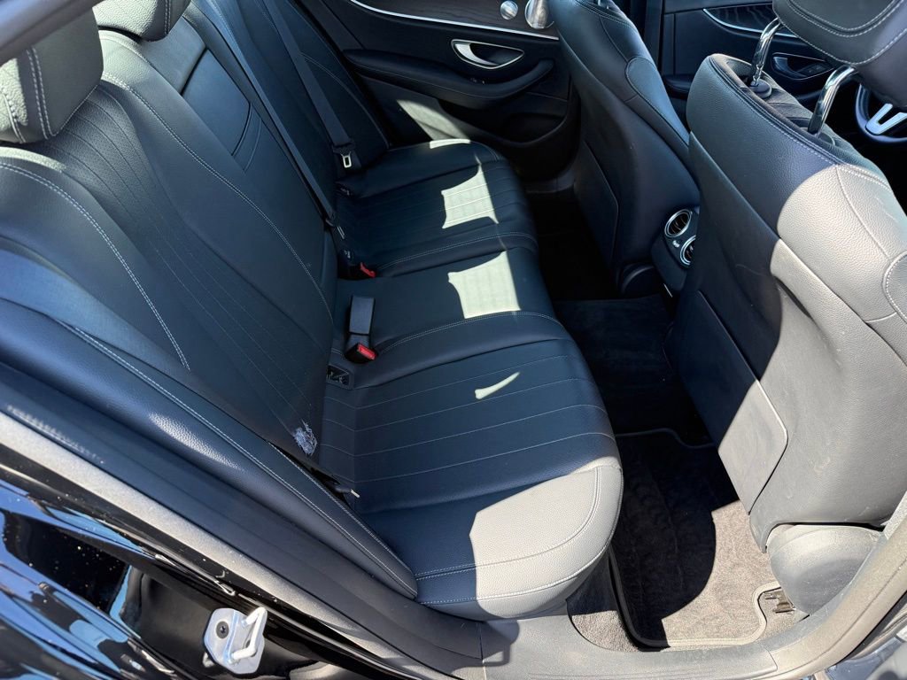 Used 2020 Mercedes-Benz E 350 Sedan image 36