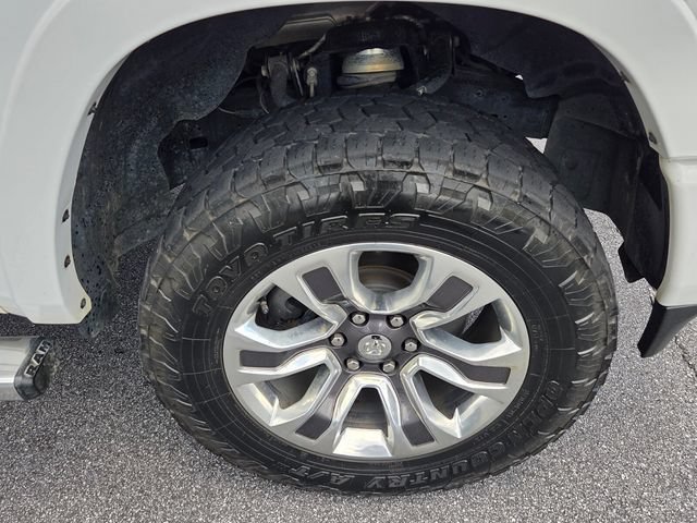Used 2023 RAM 1500 Limited w/ Body Color Bumper Group AWD/4WD image 11