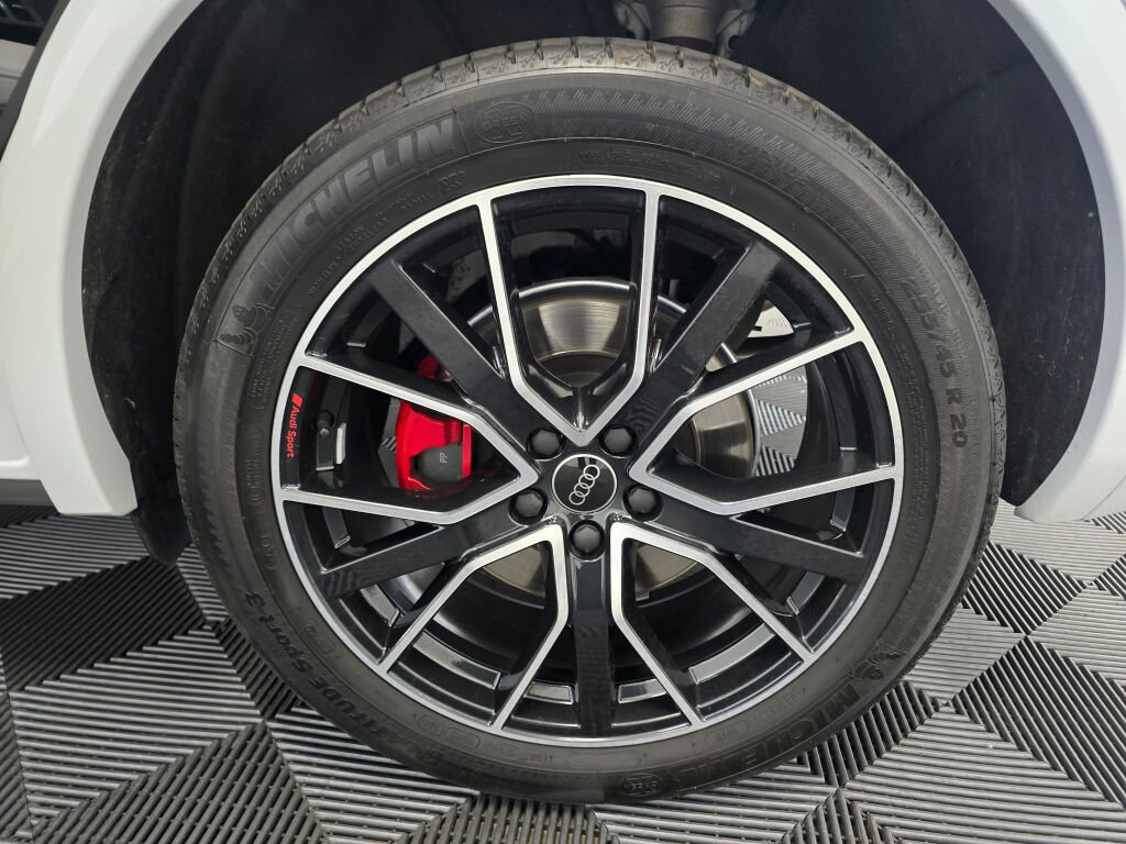 Used 2025 Audi SQ5 Premium Plus w/ Premium Plus Package image 22