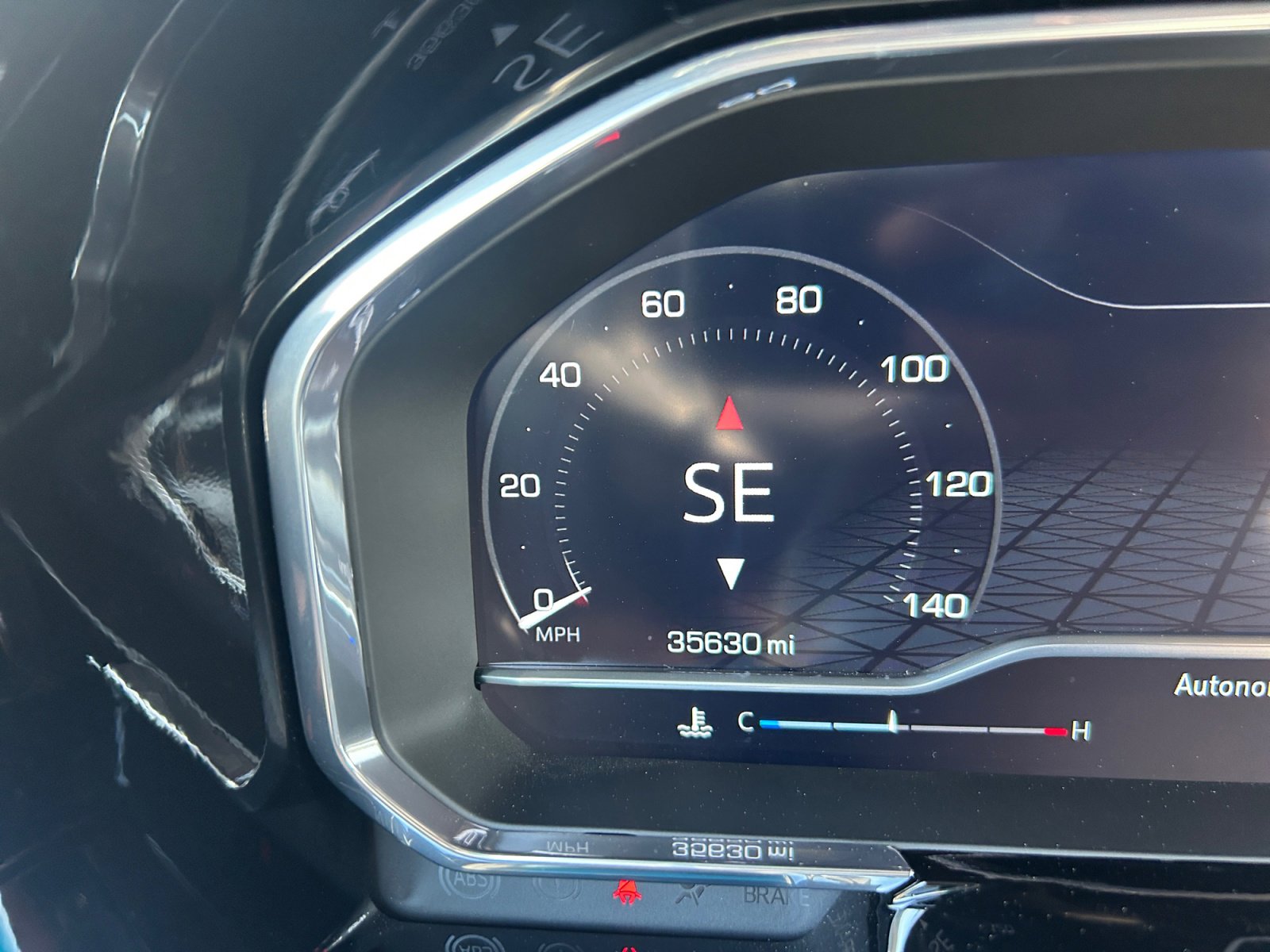 Used 2023 GMC Sierra 1500 SLT image 2