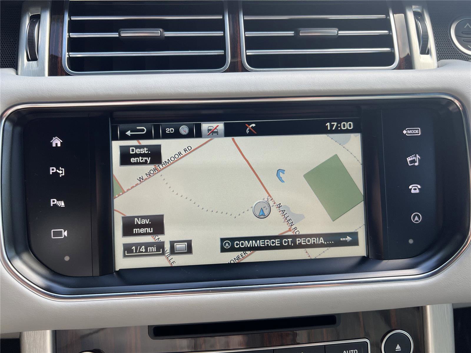 Used 2016 Land Rover Range Rover HSE AWD/4WD image 17