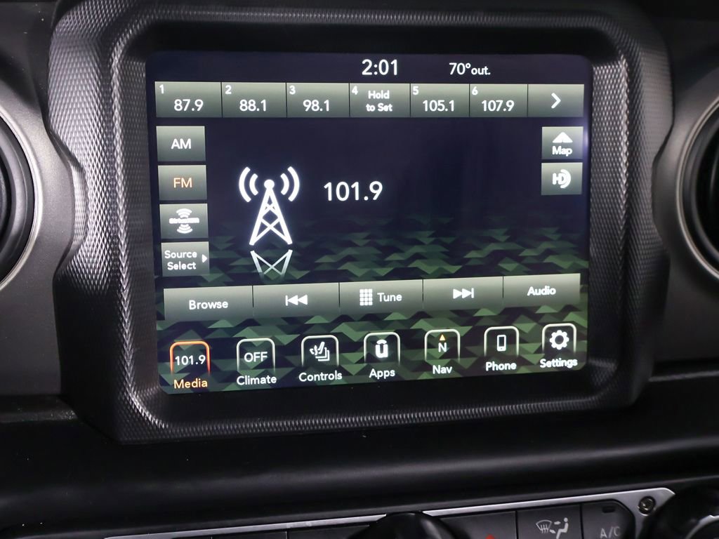 Used 2023 Jeep Wrangler Unlimited w/ Cold Weather Group image 40