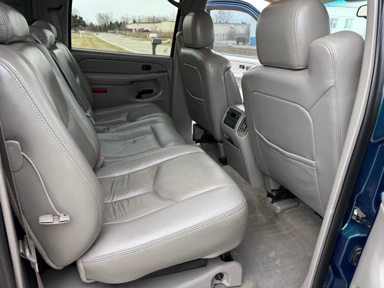 Used 2005 Chevrolet Avalanche Z71 w/ Sun And Sound Package image 23