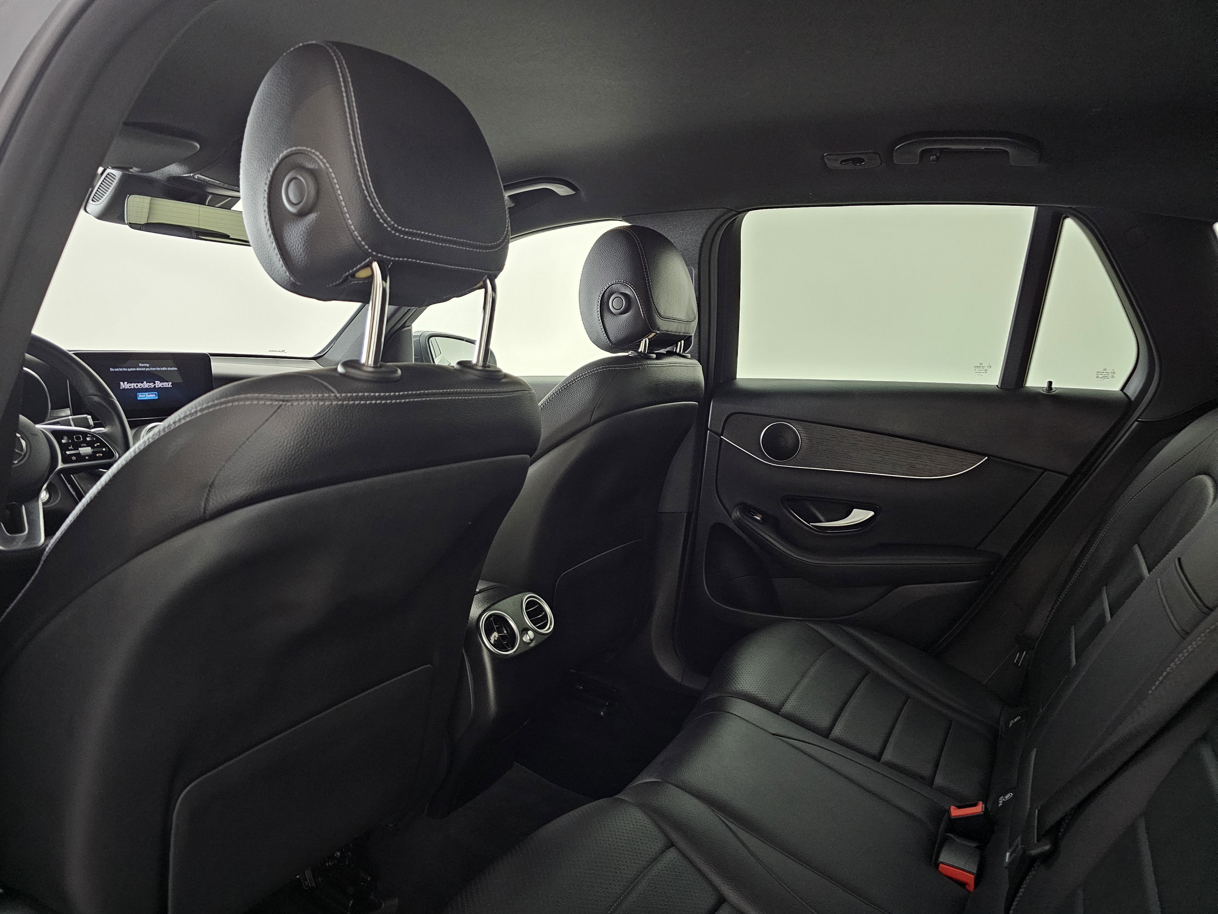 Certified 2022 Mercedes-Benz GLC 300 4MATIC w/ Multimedia Package Lite image 21