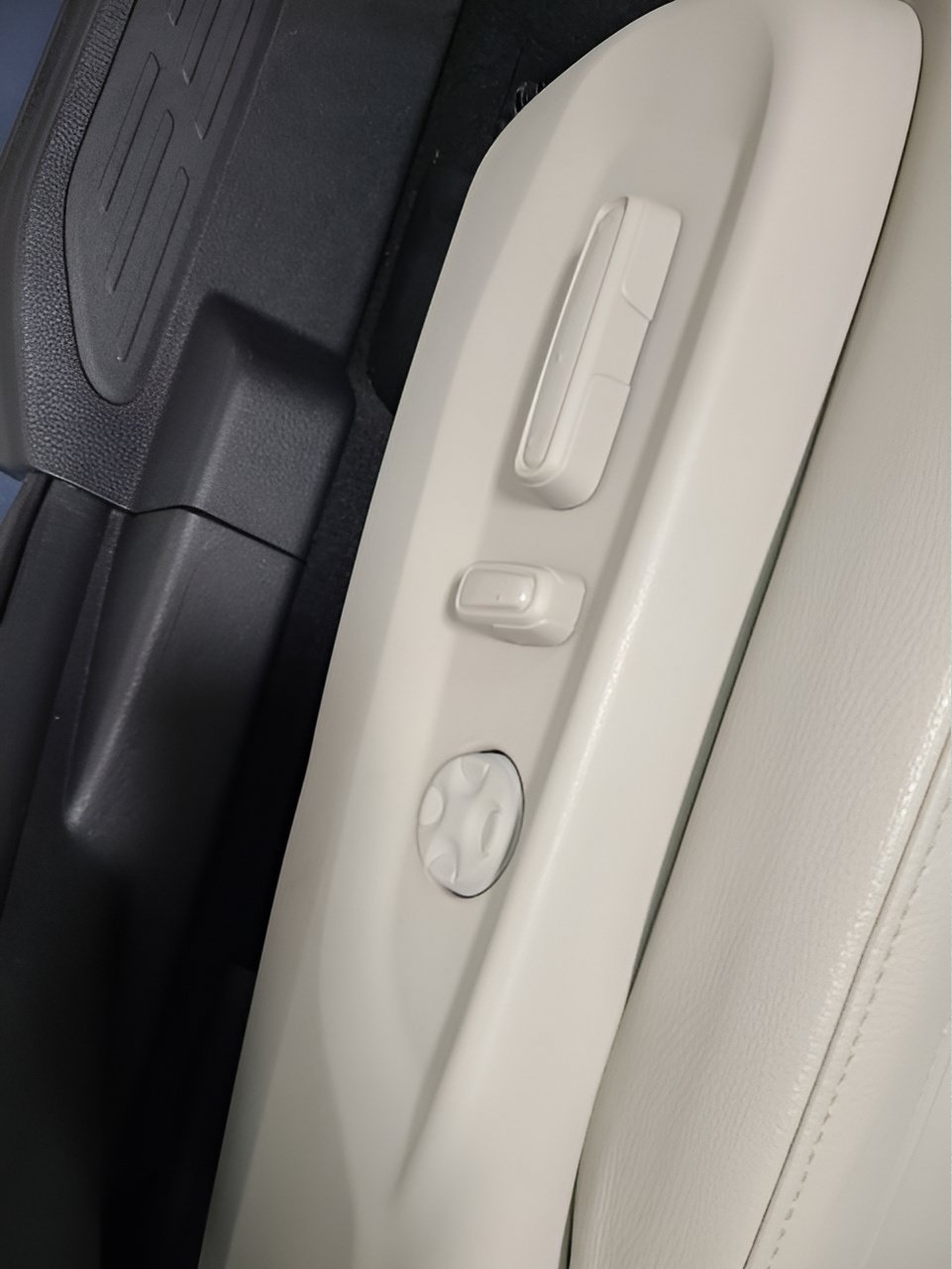 Used 2025 Honda Odyssey EX-L image 20