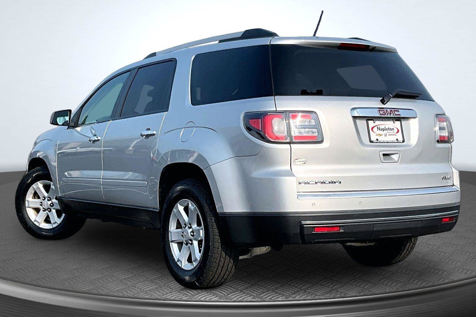 Used 2015 GMC Acadia SLE AWD/4WD image 13