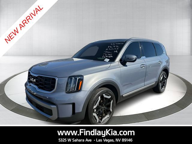 Used 2023 Kia Telluride S w/ S Sunroof Package