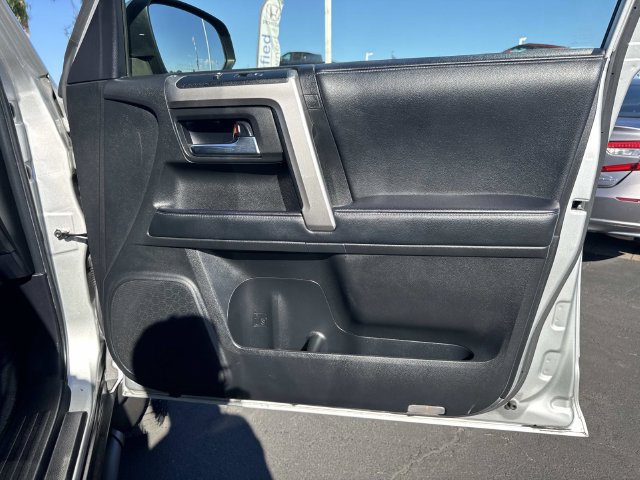 Used 2021 Toyota 4Runner SR5 Premium w/ Moonroof Package AWD/4WD image 35