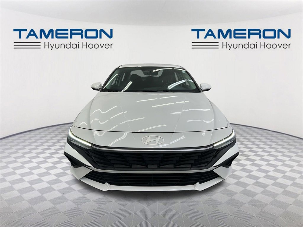 Used 2024 Hyundai Elantra SEL image 8