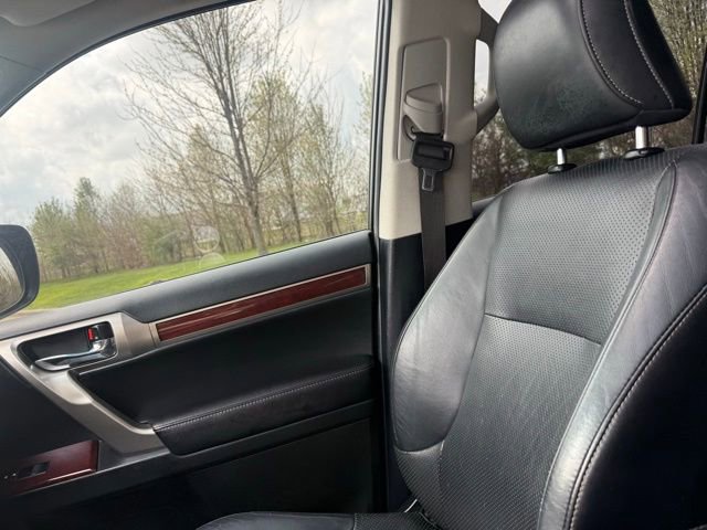 Used 2014 Lexus GX 460 Luxury image 12
