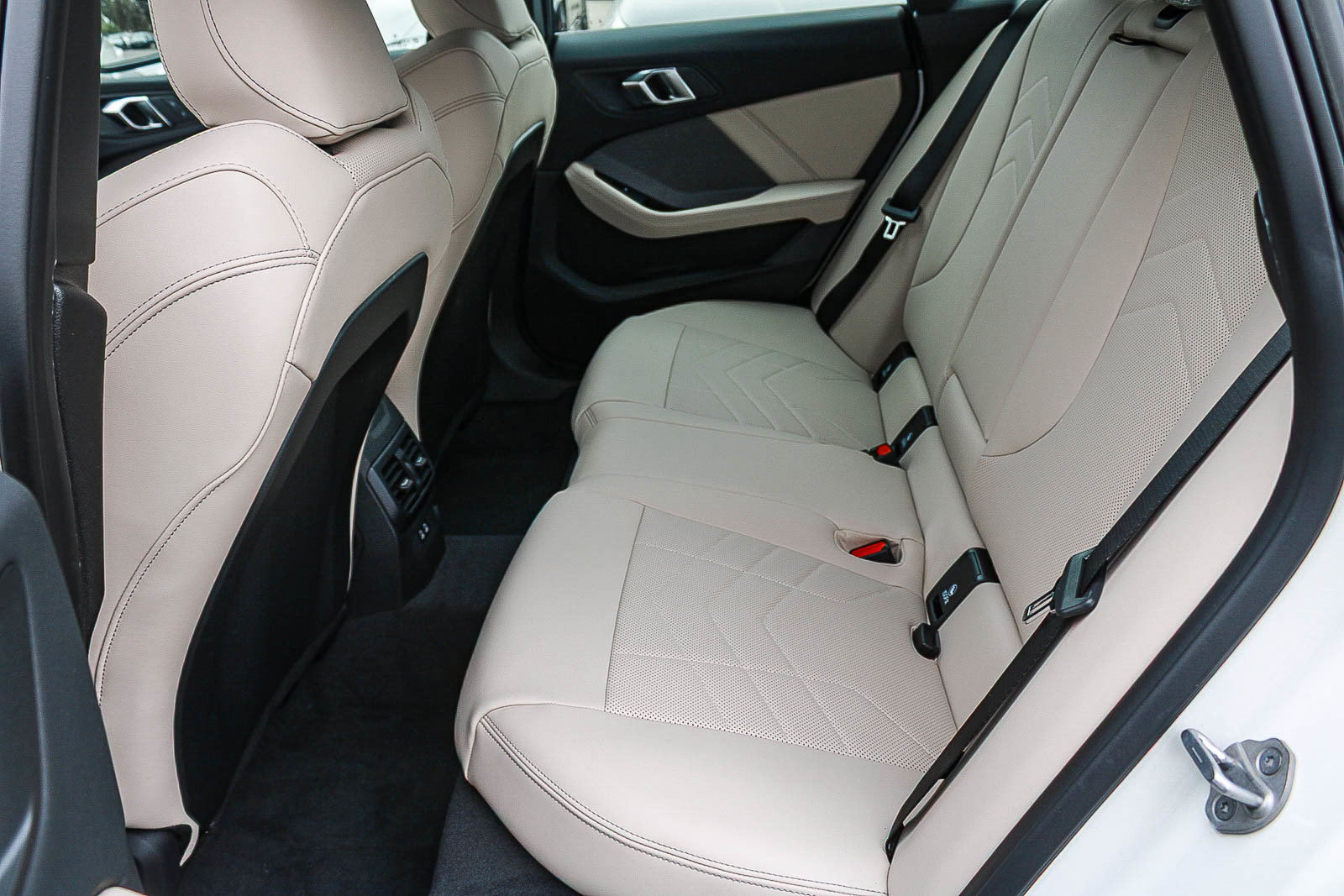 New 2026 BMW 228i w/ Technology Package FWD image 18