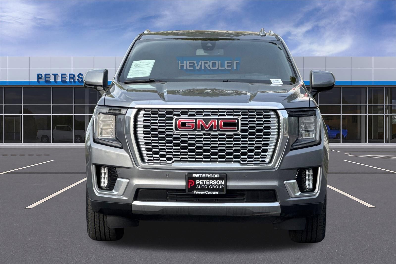 Used 2021 GMC Yukon XL Denali AWD/4WD image 9