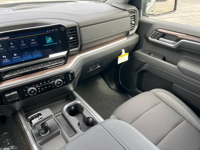 New 2026 Chevrolet Silverado 1500 LT w/ Z71 Off-Road Package AWD/4WD image 32