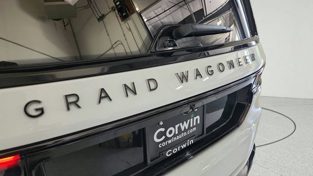 Used 2024 Jeep Grand Wagoneer Series III w/ Rear Seat Video Group 1 AWD/4WD image 35