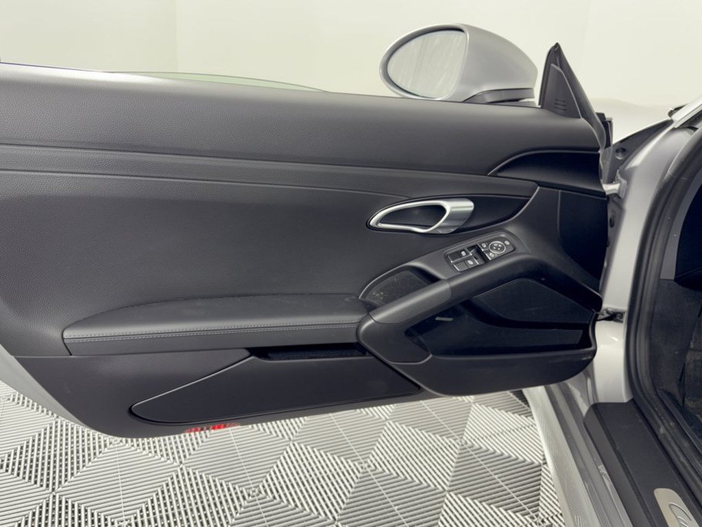 Certified 2021 Porsche 718 Cayman S RWD image 14
