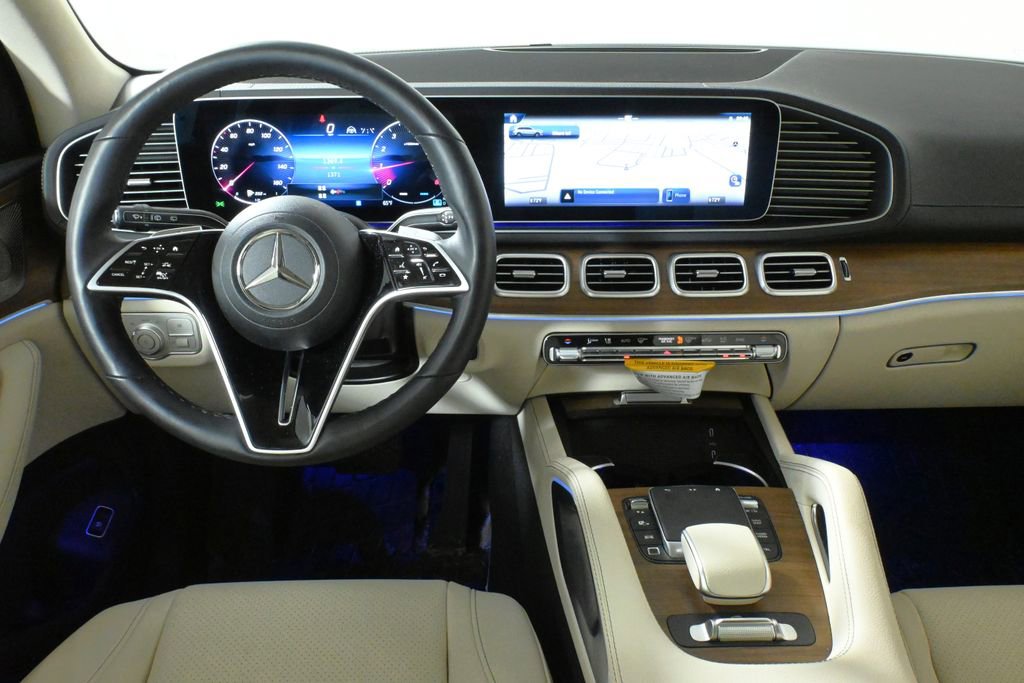 Used 2026 Mercedes-Benz GLS 450 4MATIC image 16