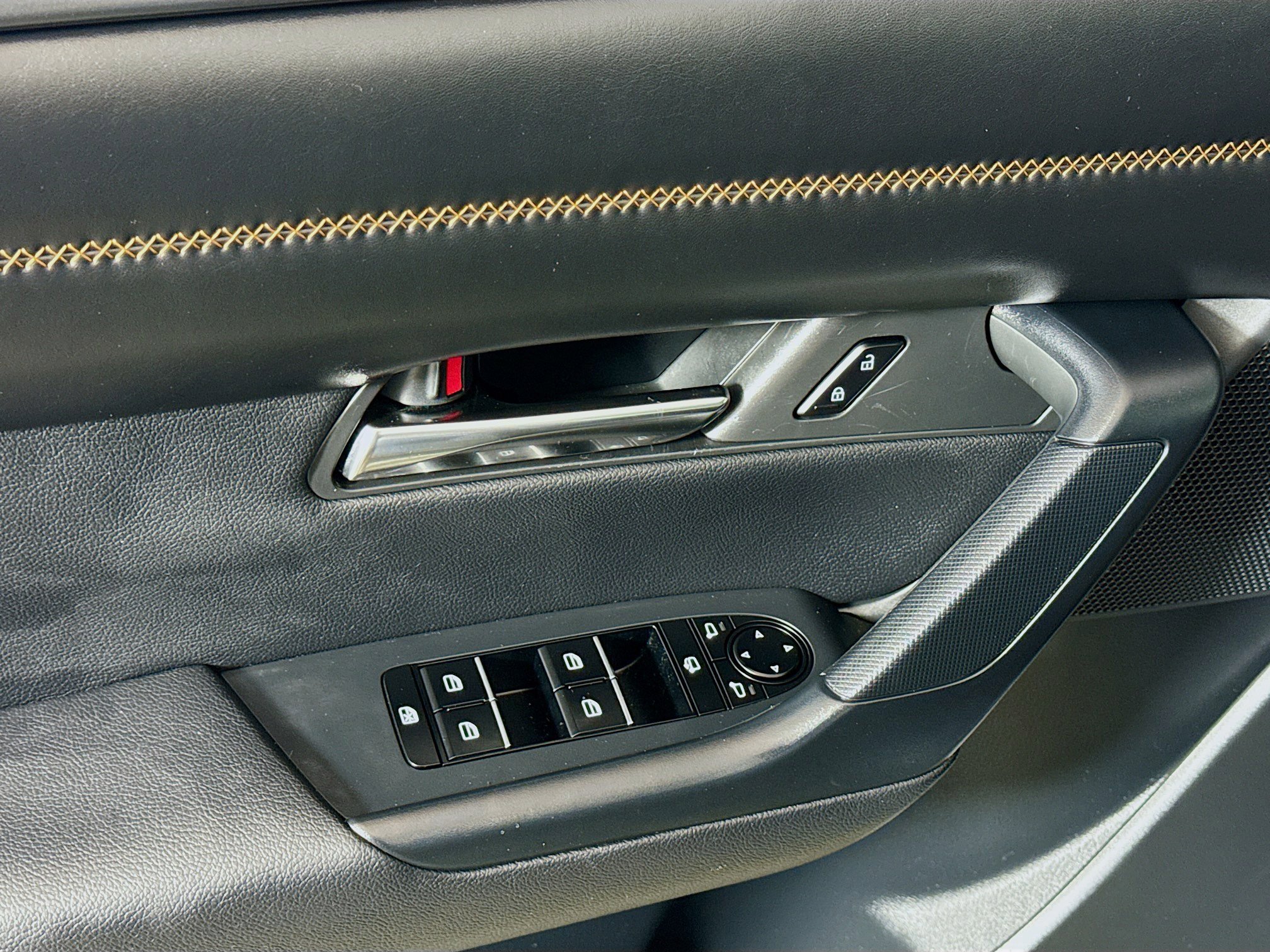 Used 2024 MAZDA CX-50 2.5 Turbo w/ Premium Plus Pkg image 20