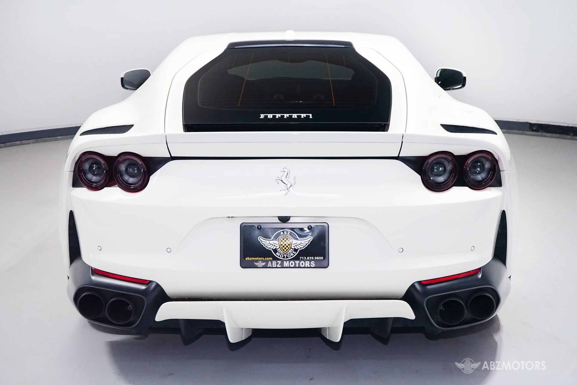 Used 2019 Ferrari 812 Superfast RWD image 7