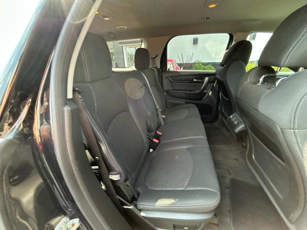 Used 2013 GMC Acadia SLE image 16