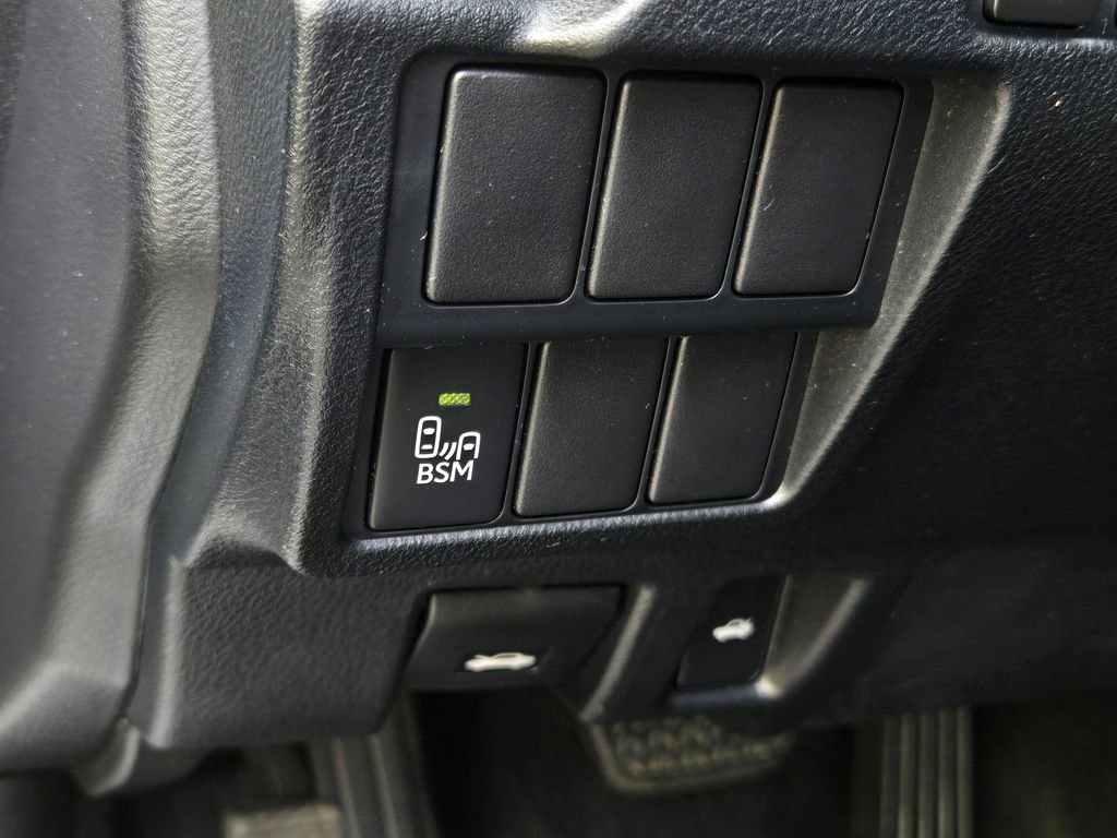 Used 2015 Lexus IS 250 w/ Navigation System Package RWD image 20