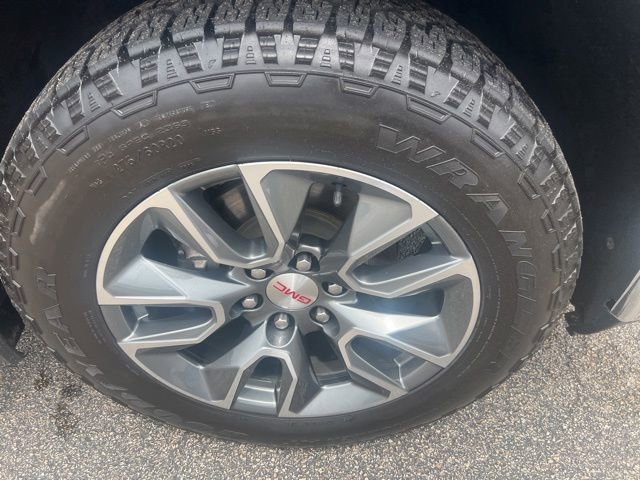 Used 2020 GMC Sierra 1500 SLT AWD/4WD image 3