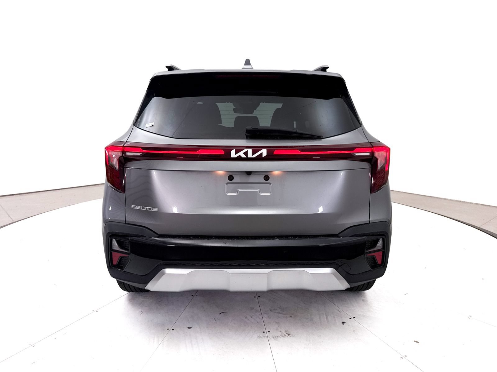 Certified 2024 Kia Seltos EX FWD image 16