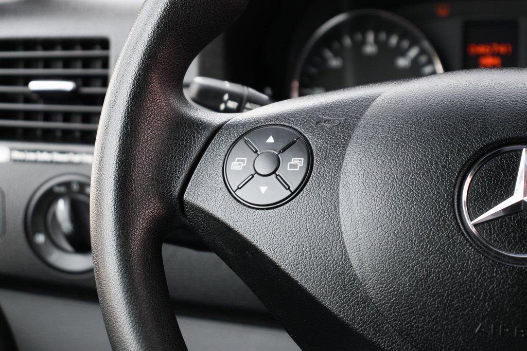 Used 2016 Mercedes-Benz Sprinter 2500 image 24