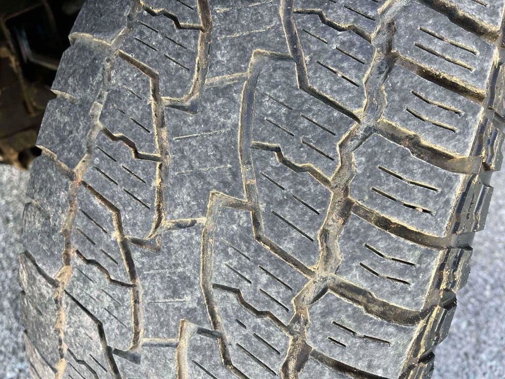 Used 2017 Chevrolet Silverado 1500 LT w/ All Star Edition image 36