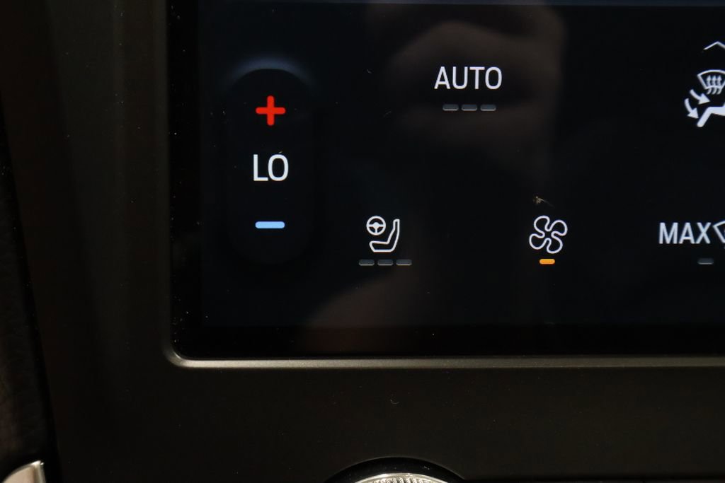 Certified 2024 Ford Edge SEL w/ Convenience Package AWD/4WD image 5