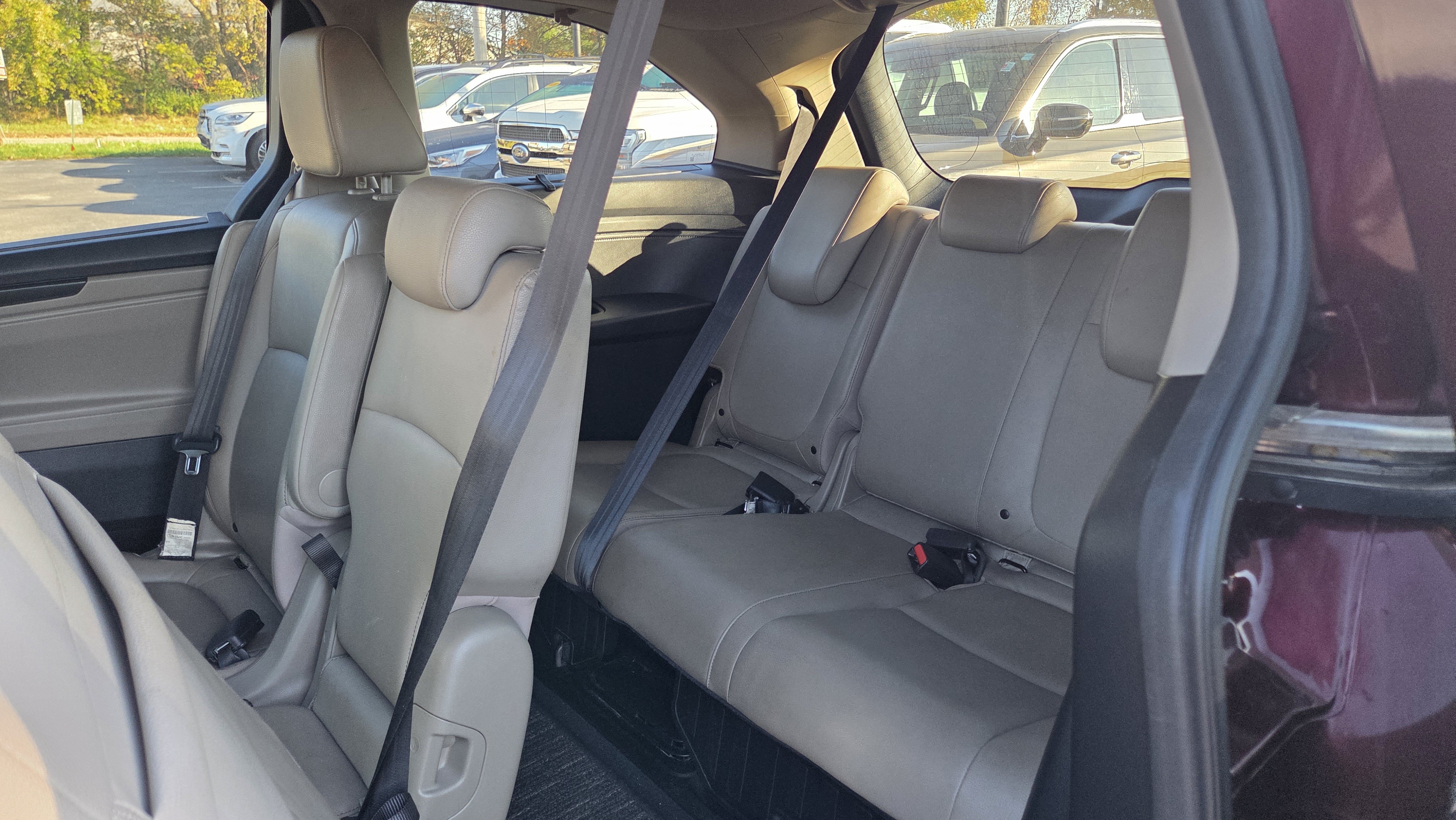 Used 2021 Honda Odyssey Touring image 12