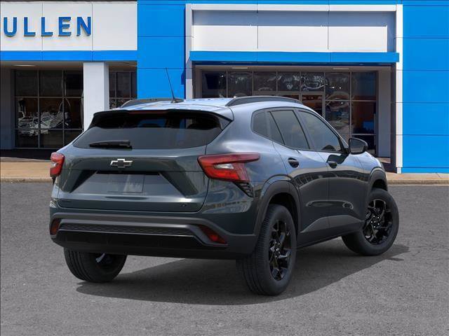 New 2026 Chevrolet Trax LT w/ Driver Confidence Package FWD image 4