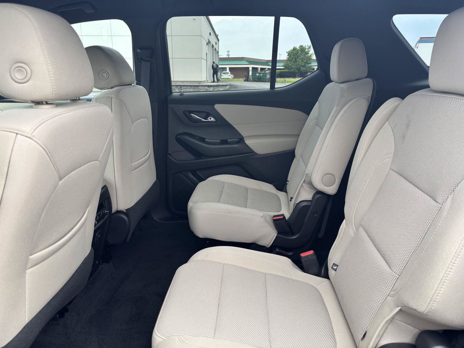 Used 2023 Chevrolet Traverse LT AWD/4WD image 33