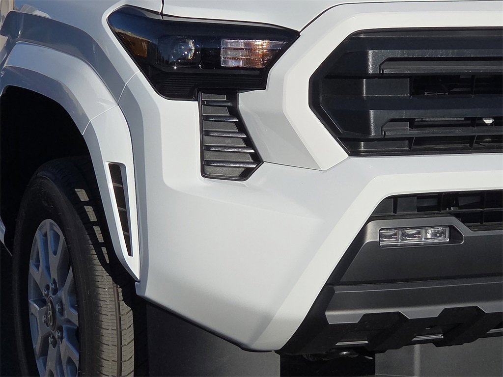 New 2026 Toyota Tacoma SR5 image 9
