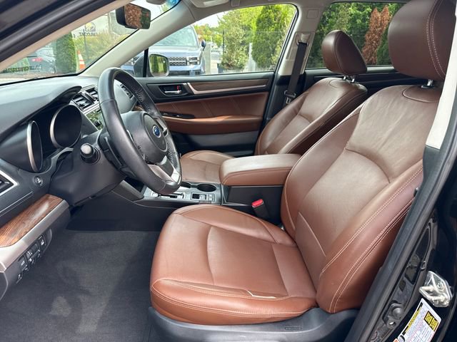 Used 2018 Subaru Outback 3.6R Touring w/ Popular Package #3 AWD/4WD image 9