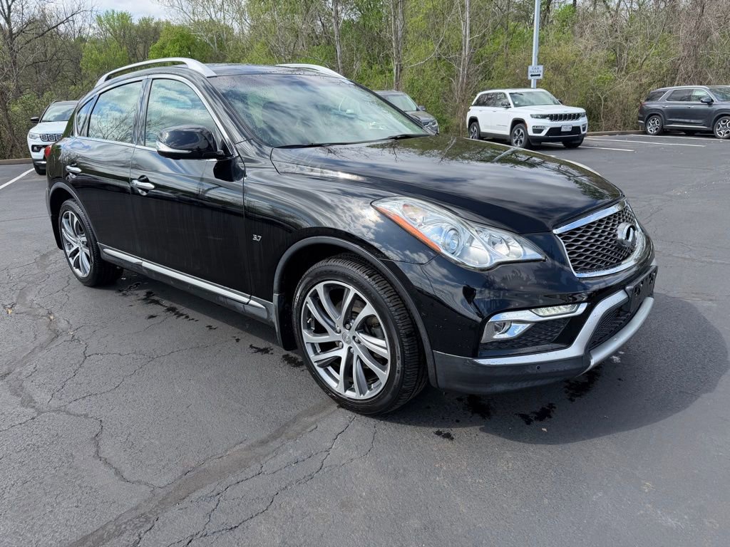 Used 2017 INFINITI QX50 AWD w/ Deluxe Touring Package image 4