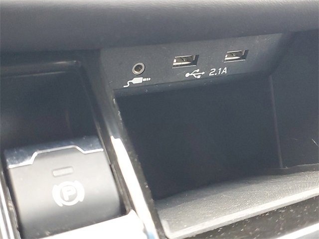 Used 2022 Subaru Outback Premium image 29