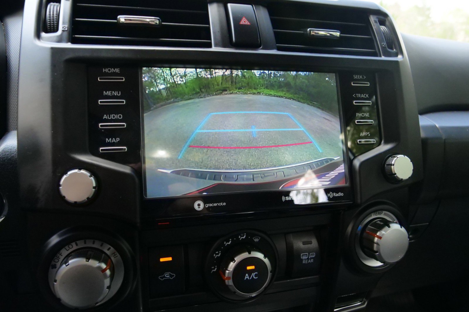 Used 2020 Toyota 4Runner SR5 Premium AWD/4WD image 10