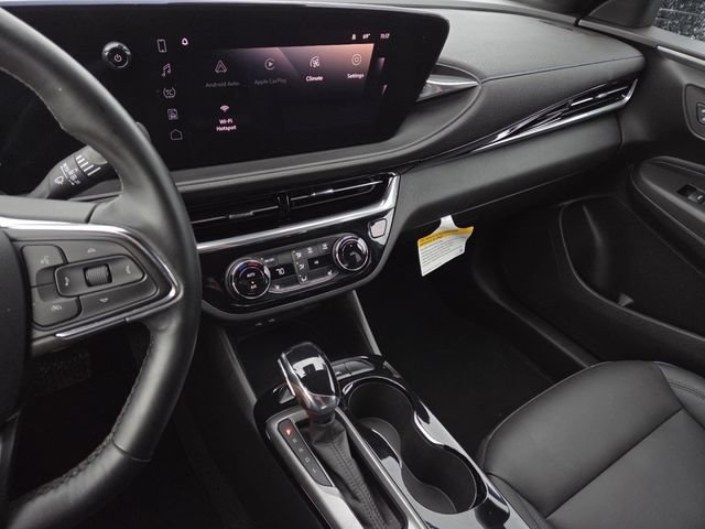 Used 2024 Buick Envista Sport Touring w/ Convenience I Package FWD image 34