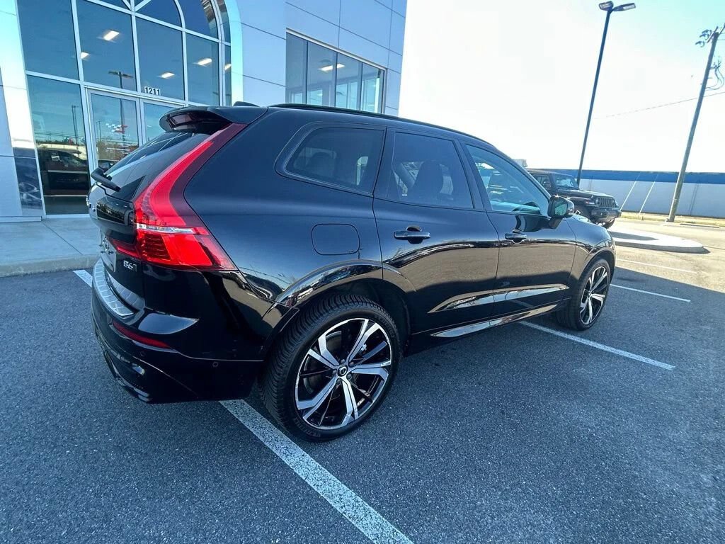 Used 2023 Volvo XC60 B6 Ultimate w/ Protection Package Premier AWD/4WD image 5