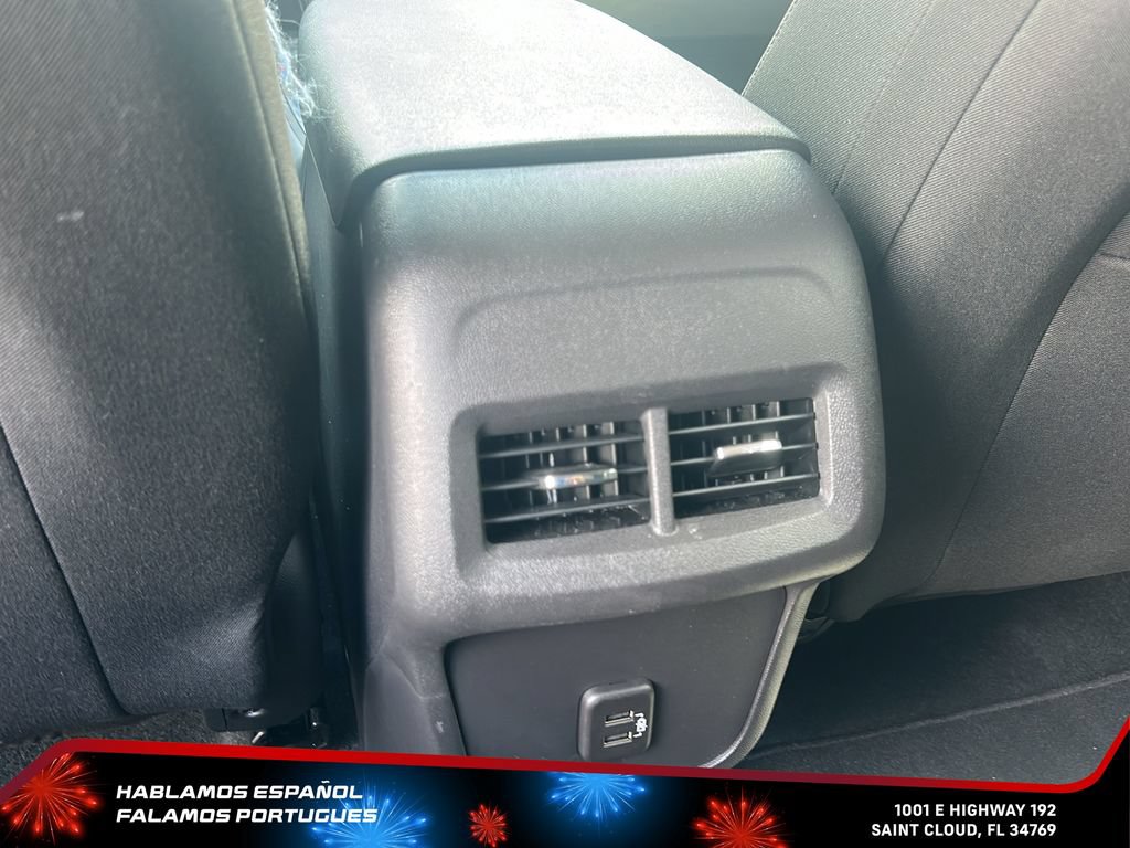 Used 2024 Chevrolet Equinox LT FWD image 24