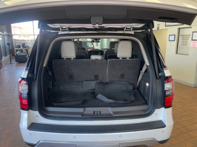 Used 2018 Ford Expedition Limited w/ Equipment Group 301A image 7