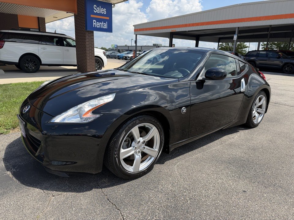Used 2012 Nissan 370Z Coupe w/ Aerodynamics Pkg RWD image 1