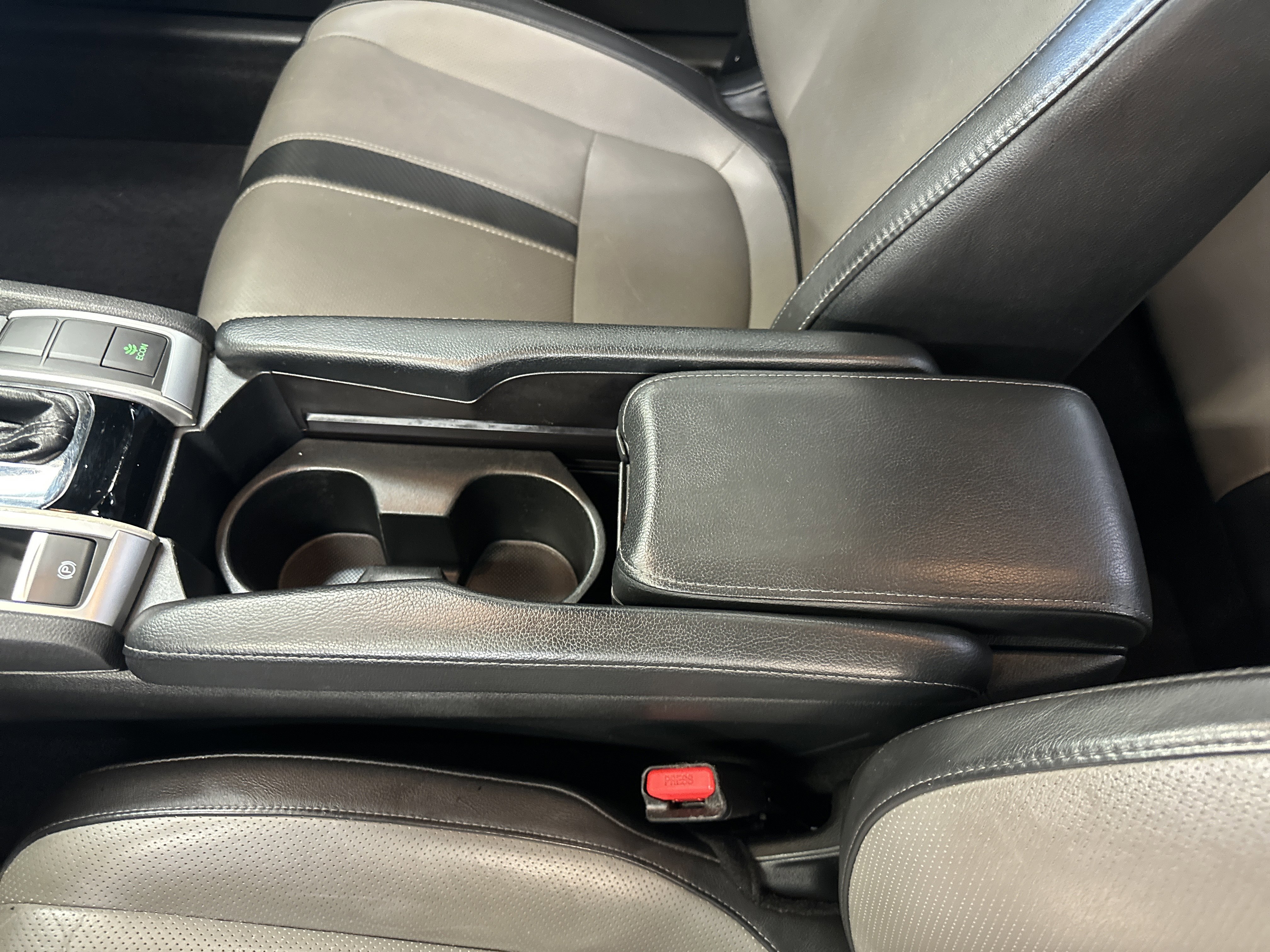 Used 2017 Honda Civic EX-L image 25