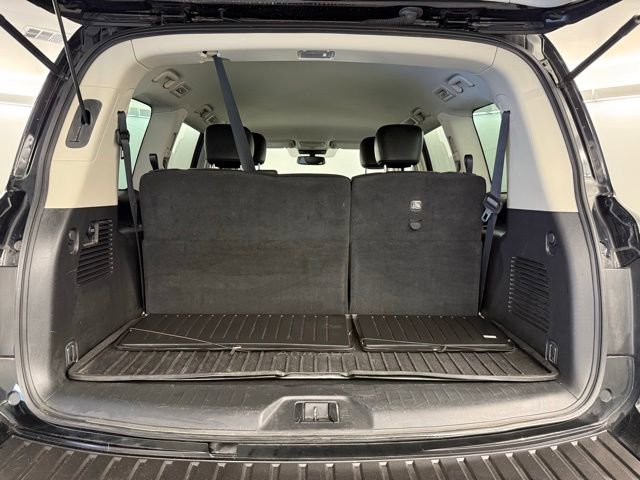 Used 2022 Nissan Armada SV w/ SV Appearance Package image 35