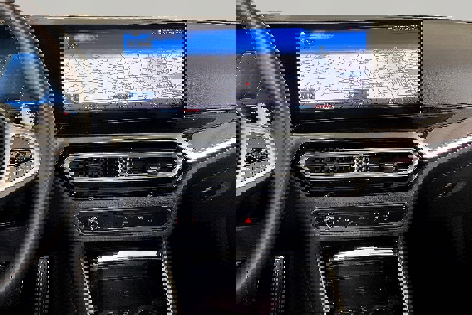 Certified 2024 BMW 330i xDrive Sedan w/ M Sport Package image 11