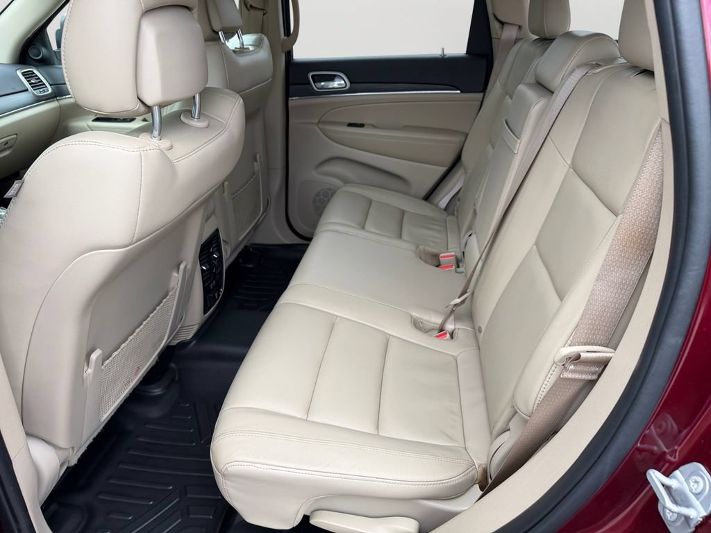 Used 2021 Jeep Grand Cherokee Limited AWD/4WD image 15
