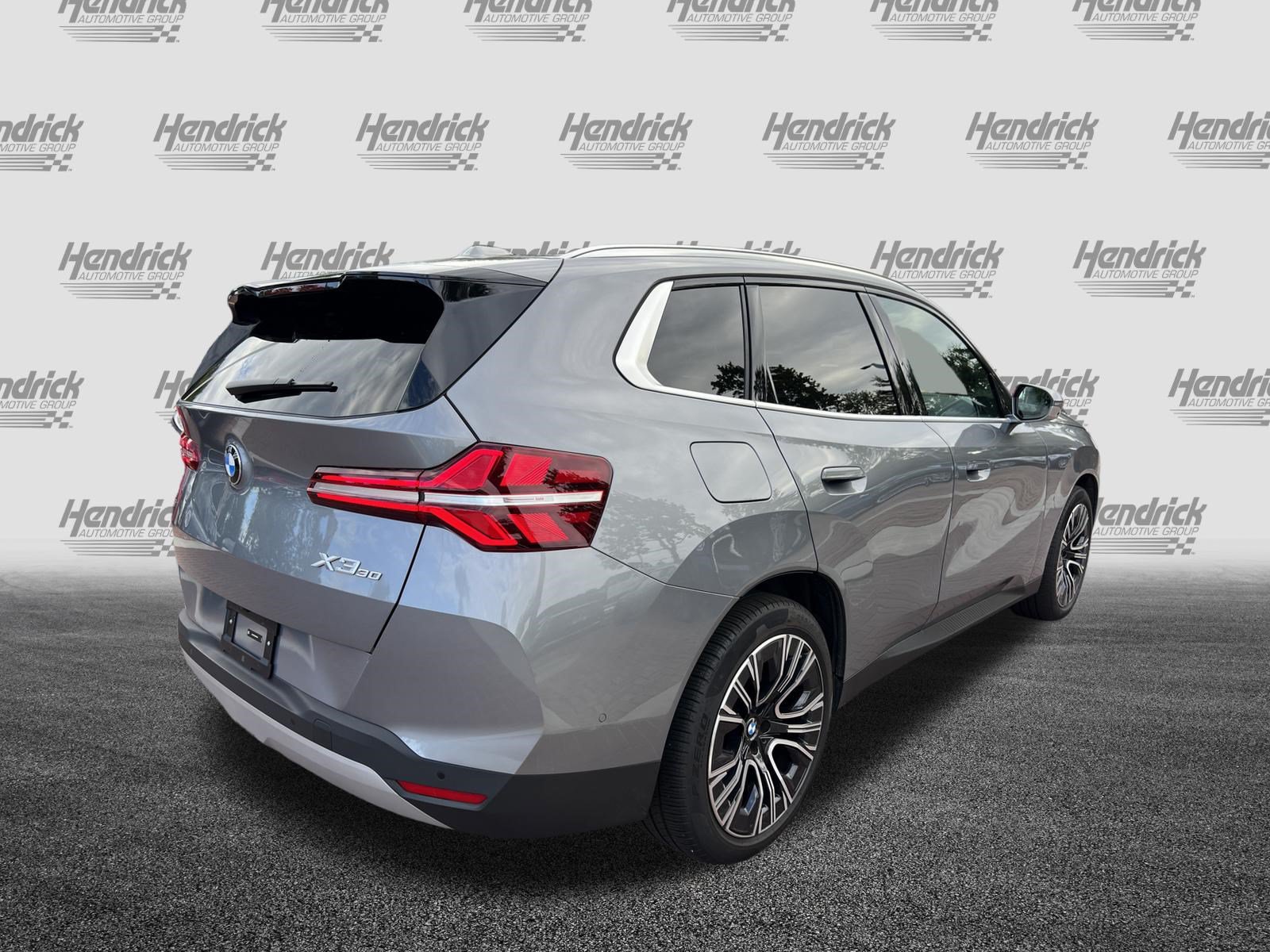 Certified 2025 BMW X3 xDrive30i AWD/4WD image 10