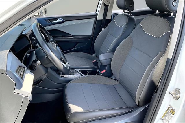 Used 2024 Volkswagen Taos SE image 20