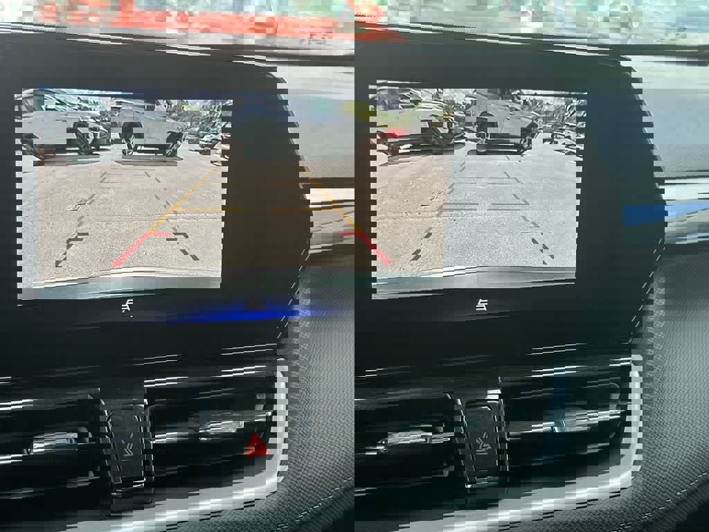 Used 2025 Chevrolet TrailBlazer LT w/ Convenience Package image 19